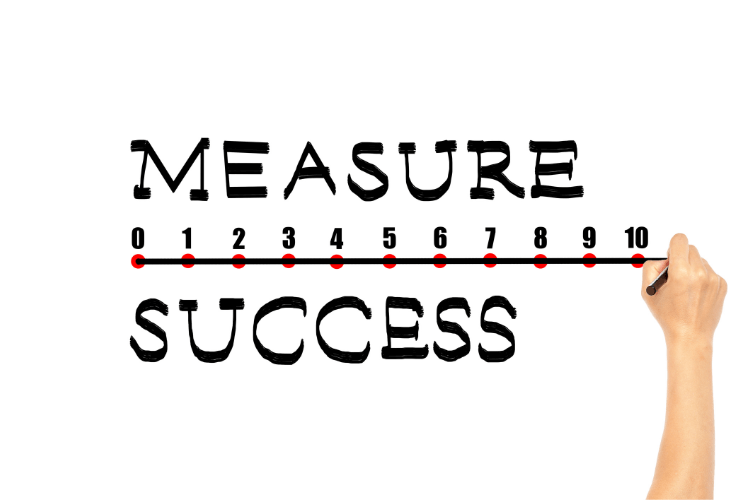 Hand drawing success scale from 0 to 10, representing measuring AI community management performance.